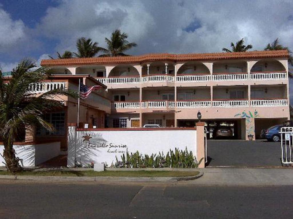 Luquillo Sunrise Beach Inn Exterior photo